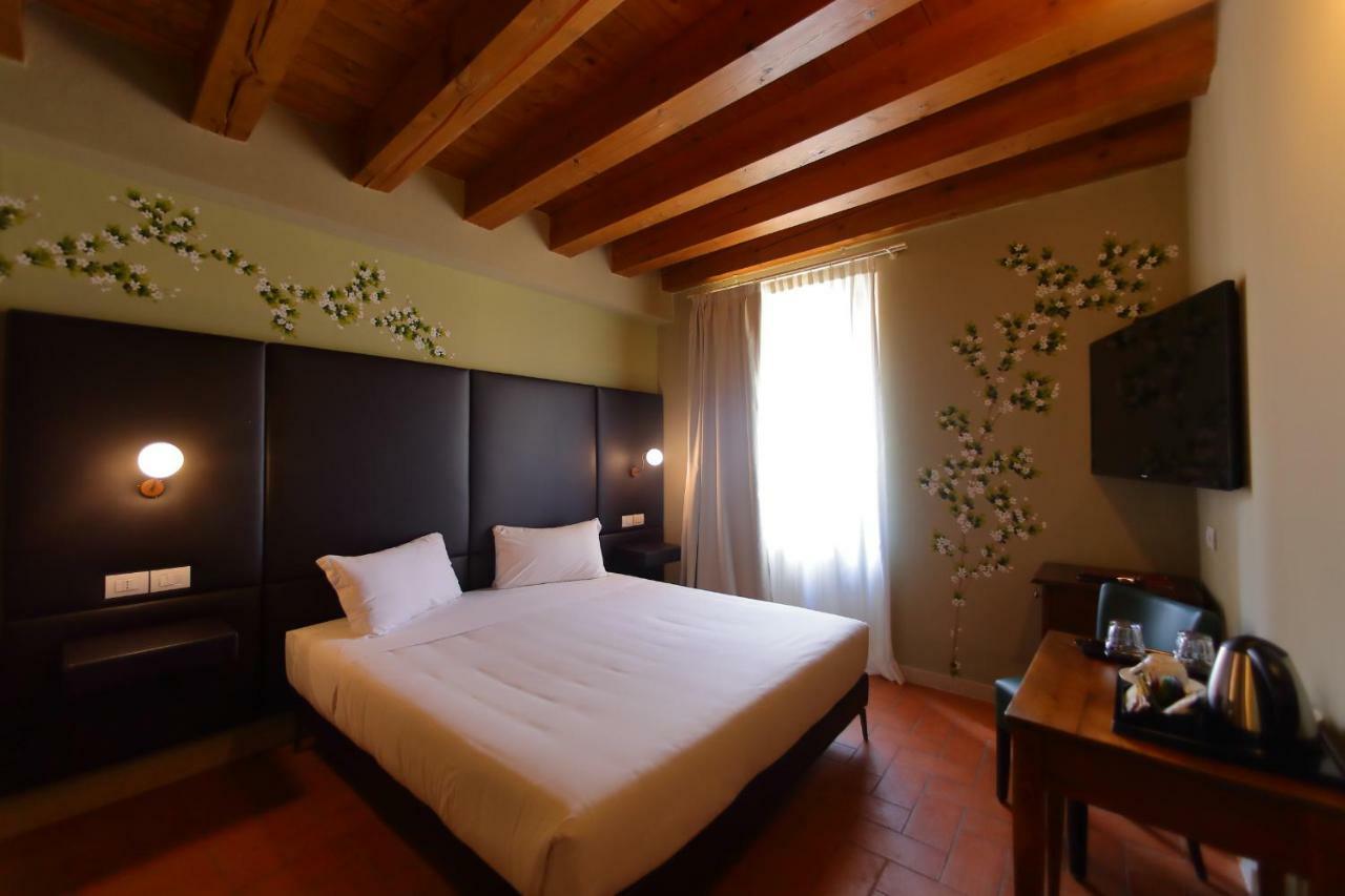 La Boheme Chambres Лацизе Екстер'єр фото